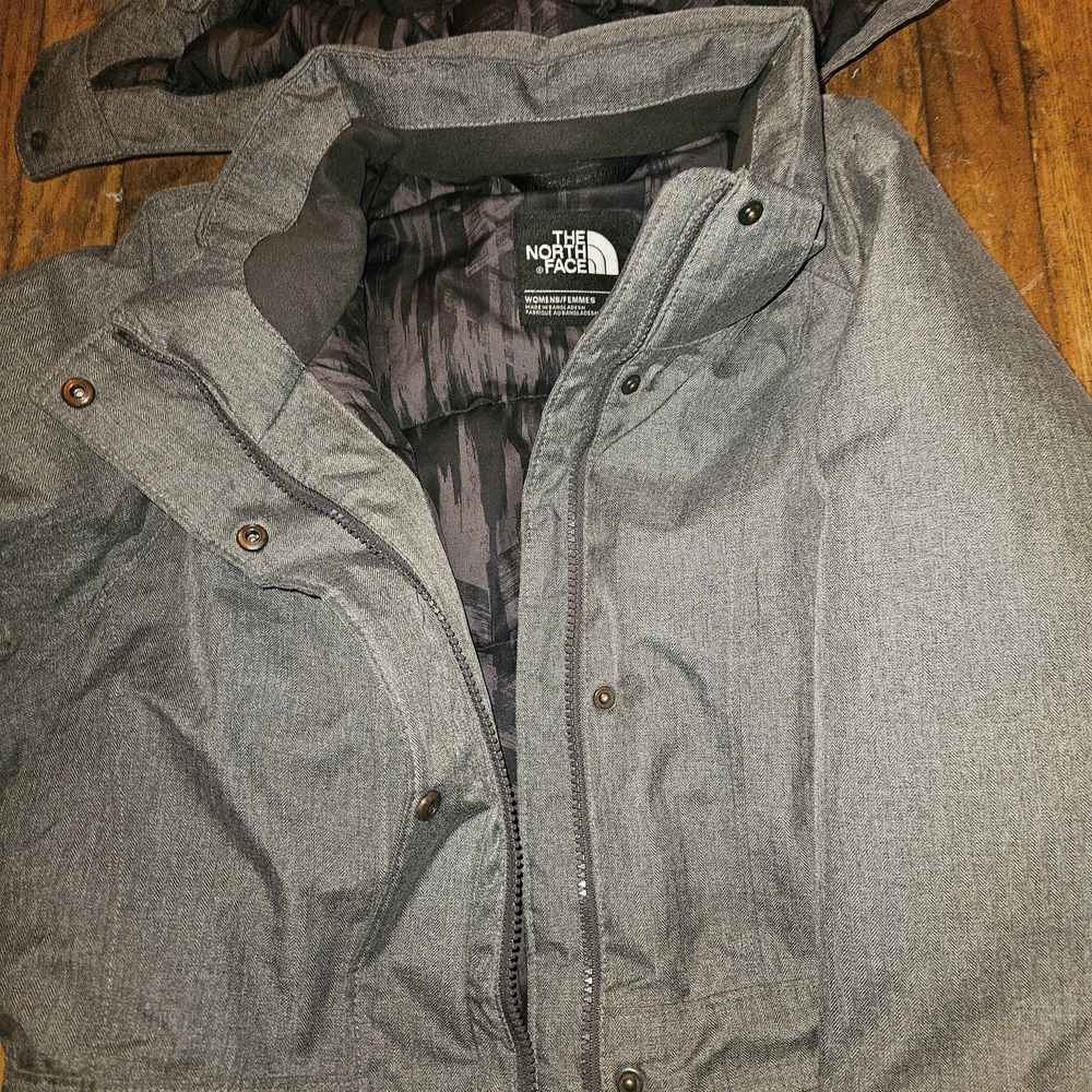 The North Face Goose Down Hooded Coat WM